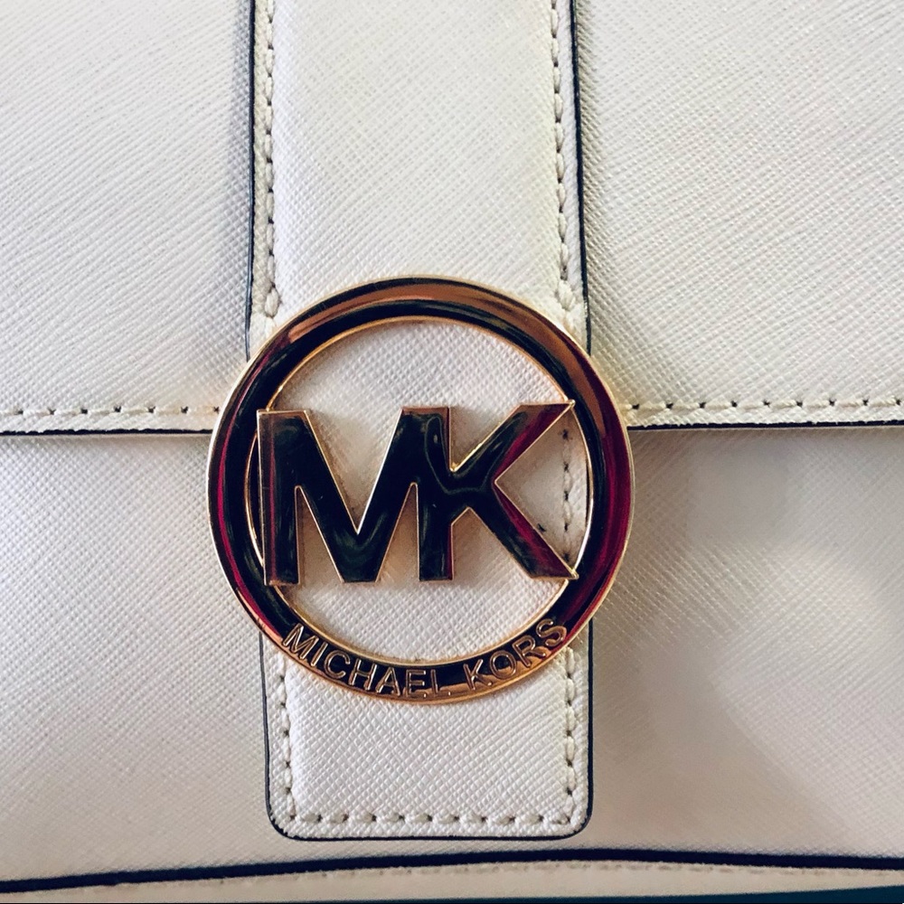 Michael Kors white crossbody bag - Picture 7 of 14